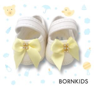 Sapatinho Luxo Baby Branco c/ Laço Amarelo